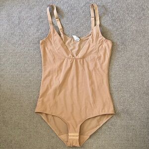 ARABELLA Firm Control mesh body shapewear, XXL.